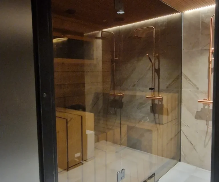 saunan ja kylpyhuoneen lasit koteihin